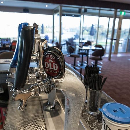 Moruya Waterfront Hotel Motel エクステリア 写真