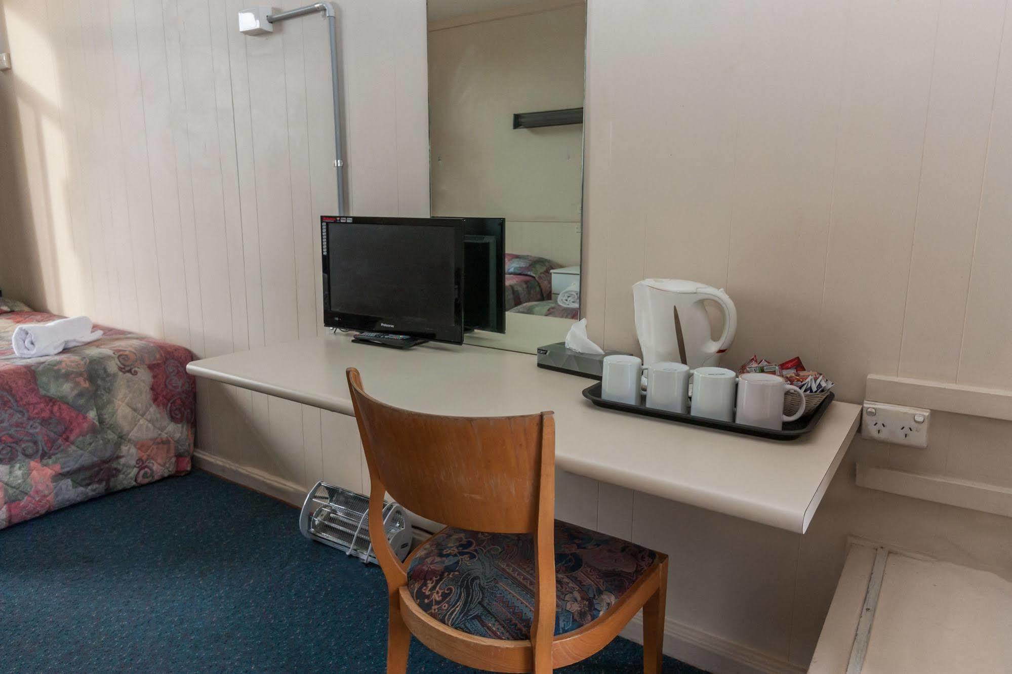 Moruya Waterfront Hotel Motel エクステリア 写真