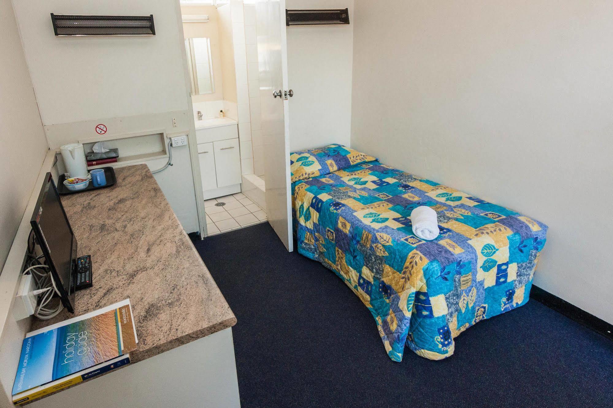Moruya Waterfront Hotel Motel エクステリア 写真